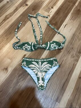 SHEIN Green and White Palm Print Bikini Set